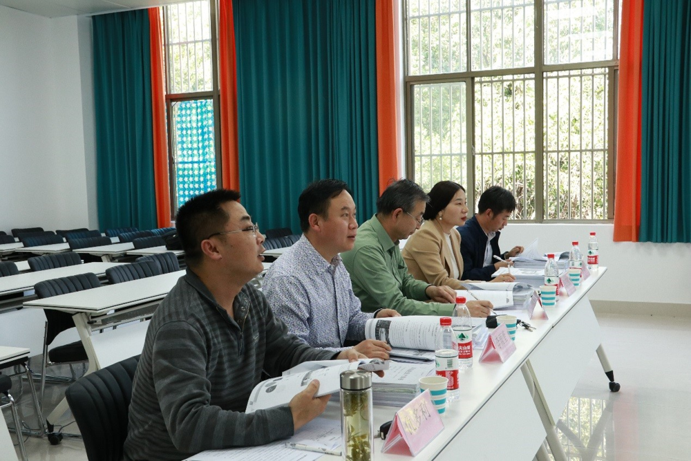 776b6ad7aa6d44a39cf5efda97a29e4d.png 776b6ad7aa6d44a39cf5efda97a29e4d.png